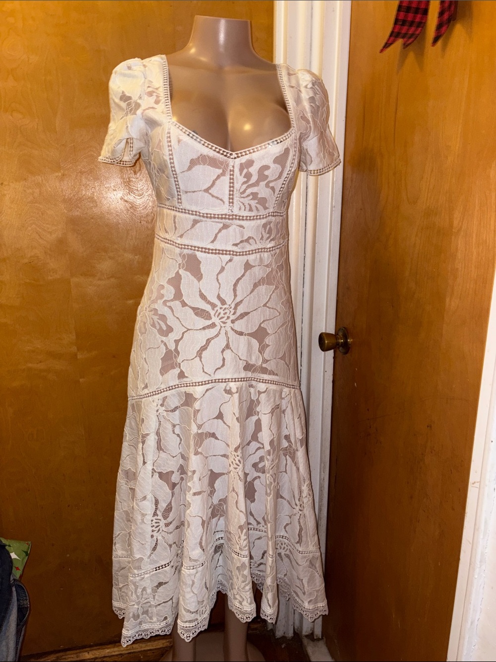 Anthropologie Cream Lace Midi Dress with Puff Sleeves - Picture 2 of 8